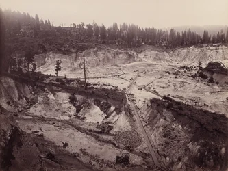 Malakoff Diggins. North Bloomfield Gravel Mining Company, um 1871